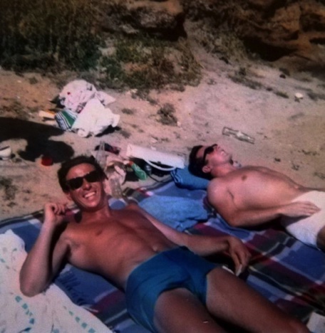 A la plage avec Jackie Stewart pendant les séries Tasmanes